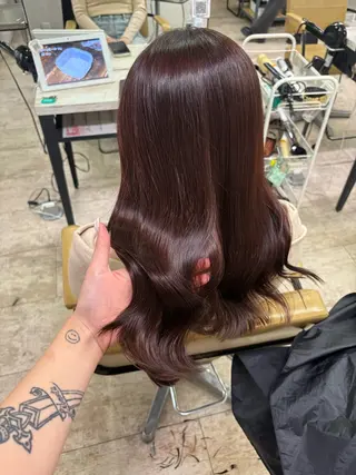 セミロング 🐱加賀 瑛里奈🦊のヘアスタイル
