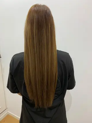 ロング カラー 福士 愛里のヘアスタイル