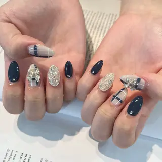 ネイル sio.nail&eyebrow salon shimokitazawa2号店所属・nailist mana𖤐´-のネイルデザイン
