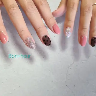 ネイル 宮口 紗子のネイルデザイン