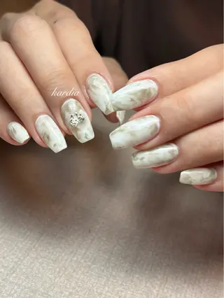 ネイル καρδιά -ｶﾙﾃﾞｨｱ-のネイルデザイン