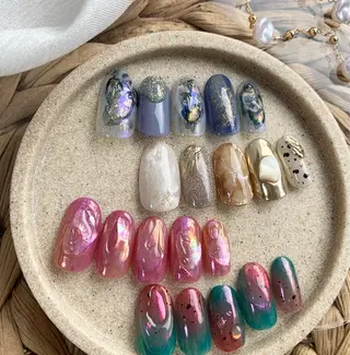 ネイル feliseey 〘フェリシー 〙のネイルデザイン