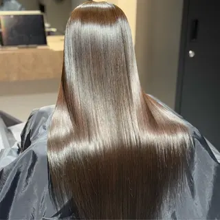 ロング パーマ ブリーチなし Ⅰ 髪質改善カラーのヘアスタイル