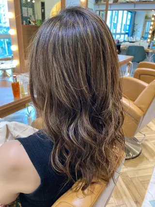 カラー 吉田 竜也 髪質改善のヘアスタイル