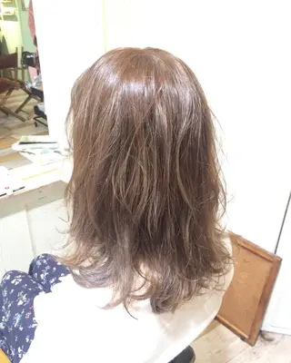 セミロング カラー AUBEHAIRpeony所属・山形酸性ストレート 古川✂︎のヘアスタイル