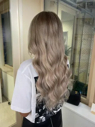 ロング カラー 🌈プルエクステ& ハイトーン🌈関飛鳥のヘアスタイル