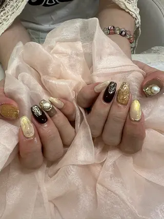 ネイル AOAQUA SHIORIのネイルデザイン