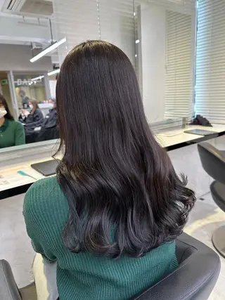 カラー 暗め透明感カラー🤍 トレンドスタイル🤍のヘアスタイル