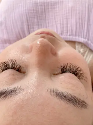 マツエク・マツパ ホウ エンのネイルデザイン