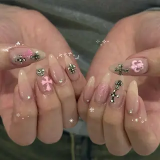 ネイル Manamǐ 個性派のネイルデザイン