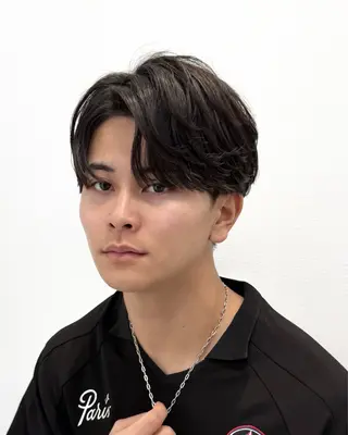 ショート パーマ メンズ 水谷 璃温のヘアスタイル