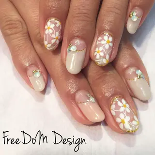 ネイル ＦreeDoＭ   Design所属・W KUMIのネイルデザイン