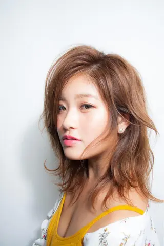 ミディアム カラー RESBORN所属・長岡 大偉のヘアスタイル