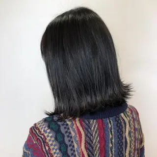 ミディアム カラー VIEWユリナ メイク/ カットのヘアスタイル