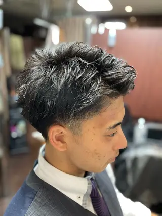 ミディアム bro Tokyo有楽町店所属・⚜️三代 洸⚜️のヘアスタイル