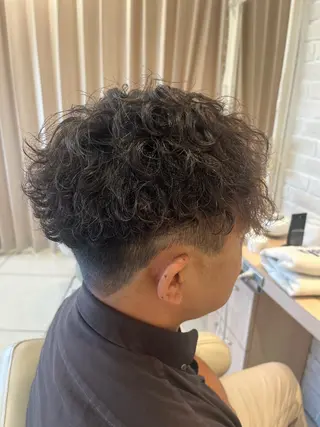 パーマ メンズ 荒井 海音のヘアスタイル