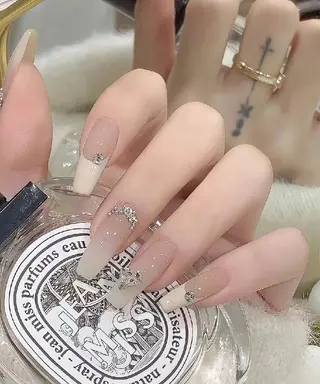 ネイル 清水 美佳のネイルデザイン