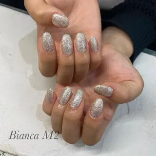ネイル Bianca🩶 TAMIYAのネイルデザイン