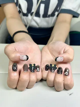 ネイル コウ ヨウのネイルデザイン