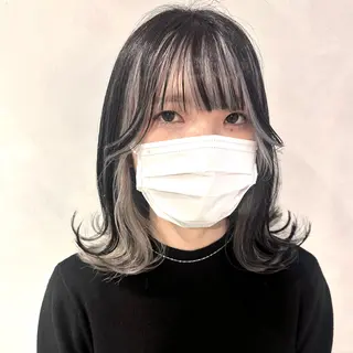 ミディアム カラー デザインカラー/パー マ🦖外岡咲希🦖のヘアスタイル