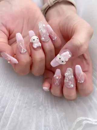 ネイル 五十嵐 美智のネイルデザイン