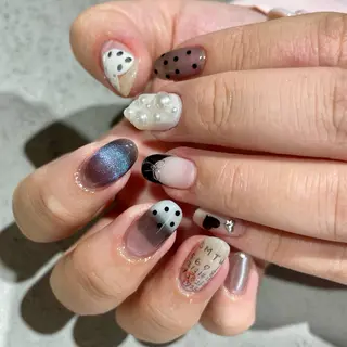 ミディアム m kaori𓃟のネイルデザイン