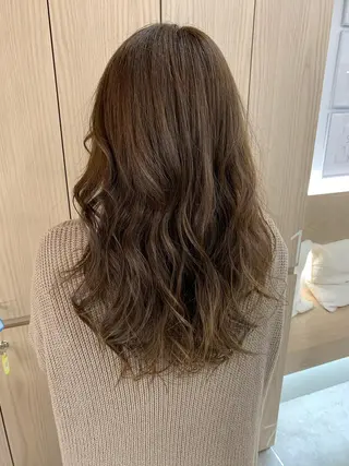 セミロング カラー Silk-lei【銀座店】所属・銀座/美髪縮毛矯正 /髪質改善/山本翔華のヘアスタイル