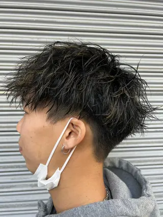 パーマ メンズ 糟谷 慈英のヘアスタイル