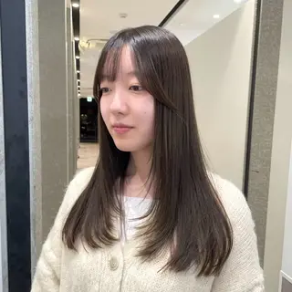 セミロング カラー GO TODAY 新宿Aura店所属・ベージュ🤎透明感 カラー🤎anriのヘアスタイル