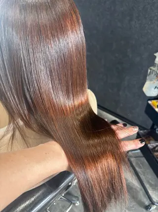 ロング カラー 安田 恵のヘアスタイル