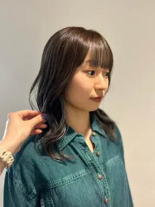 ミディアム キクチ ホナミのヘアスタイル