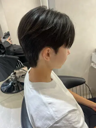 パーマ メンズ 韓国メンズ特化 ダウン・毛流れパーマのヘアスタイル
