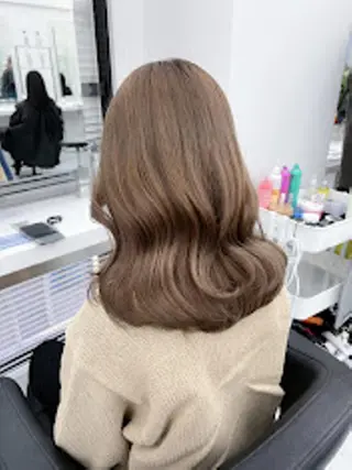 カラー 🫧 THEATER 【公式】🫧天神🫧のヘアスタイル