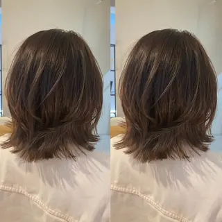 ミディアム カラー schon所属・み うのヘアスタイル