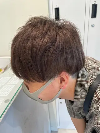 カラー メンズ ボブ/インナーカラー /眉毛/Miyuのヘアスタイル