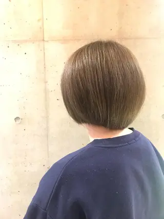 ショート カラー 一ノ瀬 蘭のヘアスタイル