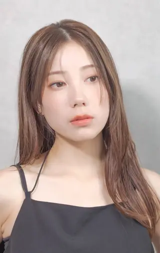 ミディアム [似合う小顔カット] 🪽MUNi恵比寿のヘアスタイル