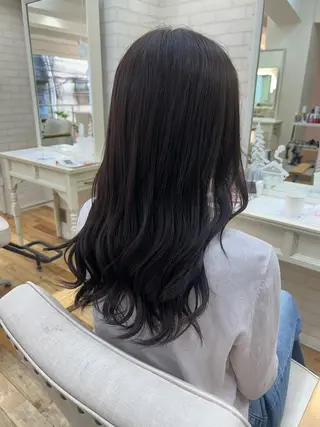セミロング 透明感カラー/牧内 楓/インナーカラーのヘアスタイル