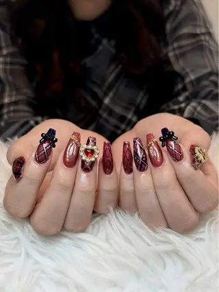 ネイル Julli ジュリのネイルデザイン