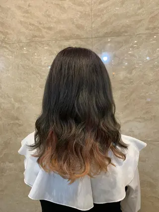 セミロング カラー 中島 由理菜のヘアスタイル