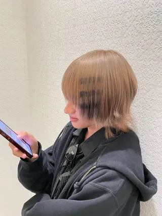 カラー 早坂 あおいのヘアスタイル