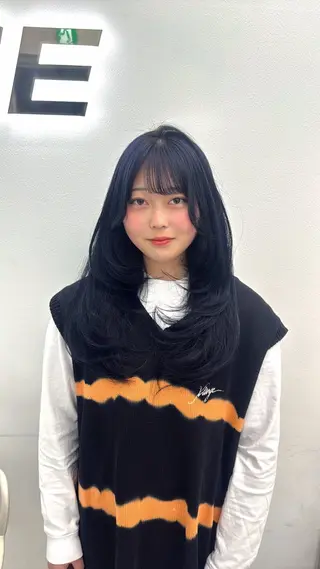 セミロング カラー 🎀愛されgirly ヘア🫧Ayakaのヘアスタイル