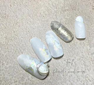 TeaL nailのネイルデザイン