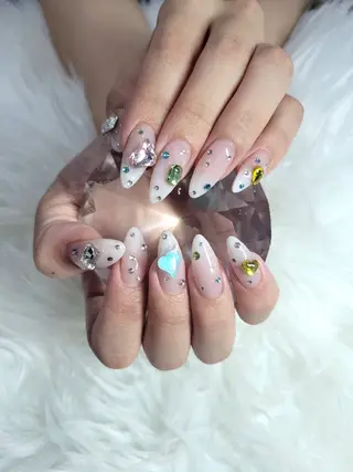 ネイル 🌺chimu🌺 予約リクエスト可能☆のネイルデザイン
