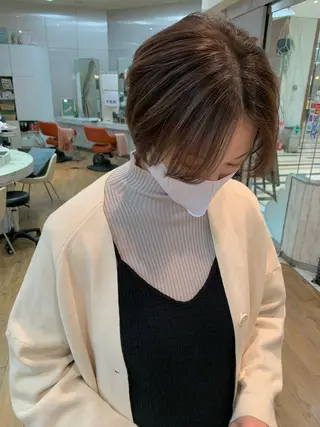 ショート カラー ﾊｲﾄｰﾝ/ｼｮｰﾄ 村上淳乃🐥のヘアスタイル