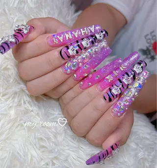 ネイル うるま市サロン Yuko Izawaのネイルデザイン