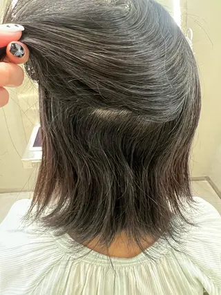 ミディアム i.+SAPPORO所属・艶ワンカラー♡ ゆうかのヘアスタイル