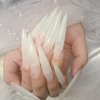 ネイル 長さだし専門Minami所属・MN Nail salonのネイルデザイン