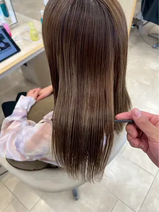 カラー 艶髪/ハイトーン🫧 Aika🤍のヘアスタイル