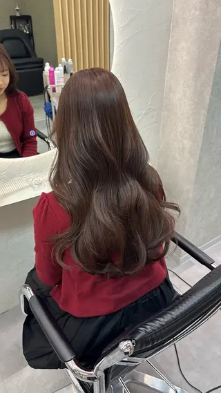 カラー Hz/ヘルツ SHIHOのヘアスタイル